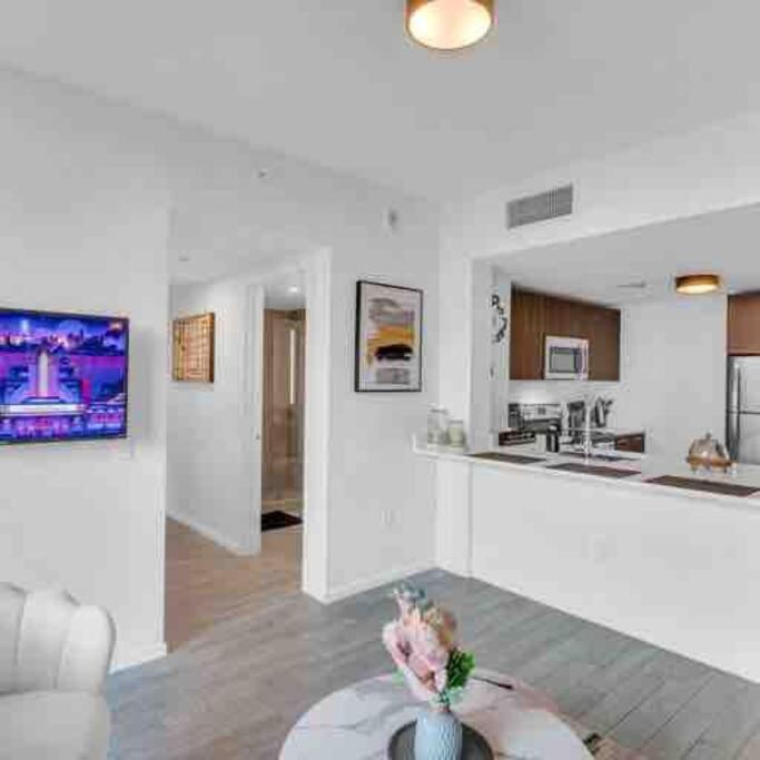 Spacious 2 Beds With Ocean View Майами Экстерьер фото